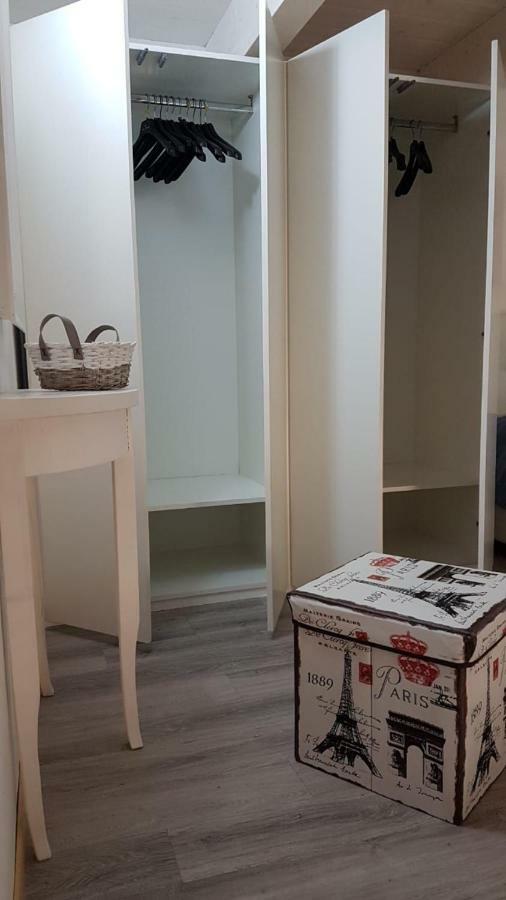 Appartamenti Laura Wi-fi Curti Esterno foto